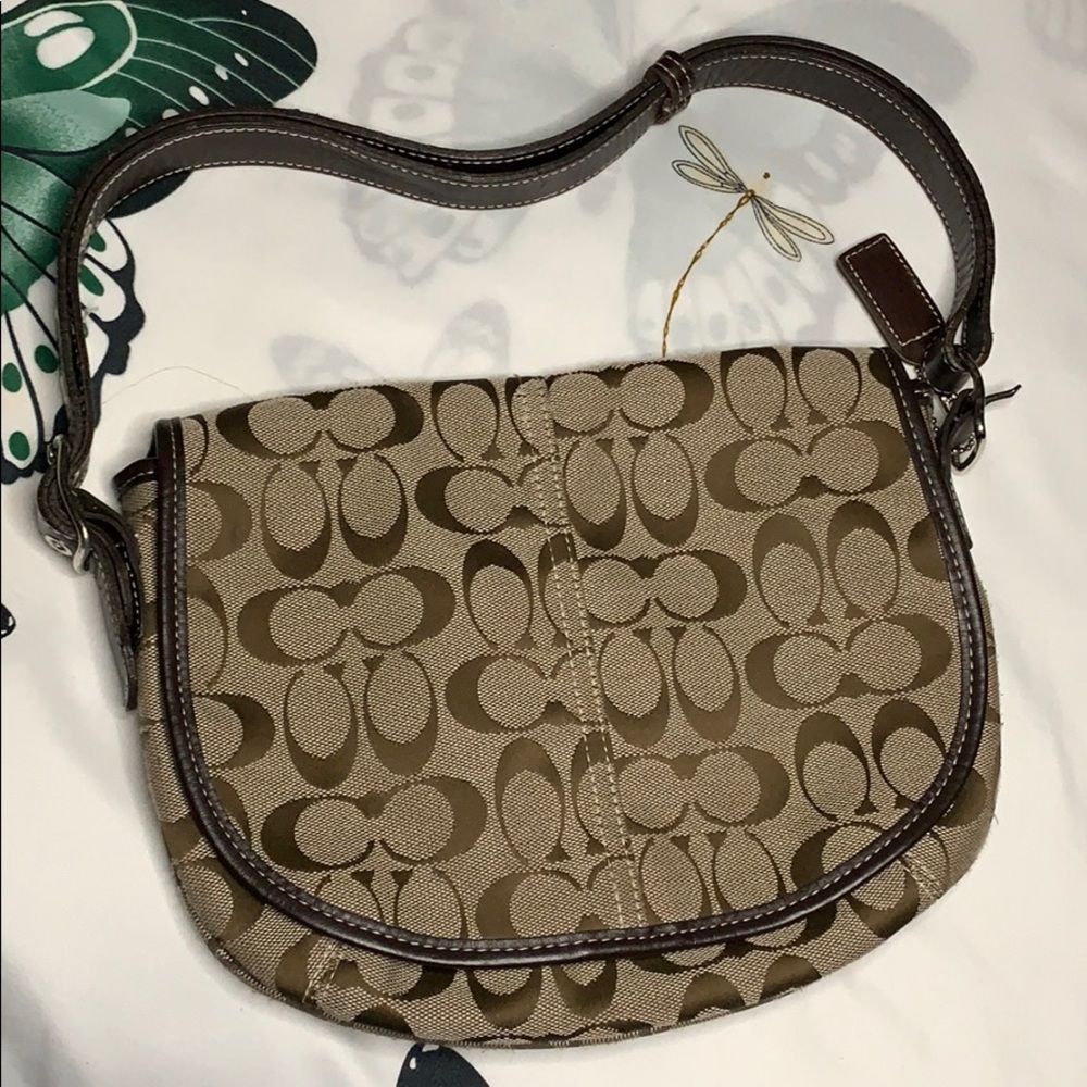 A coach purse